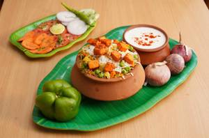 Paneer Tikka Dum Biryani
