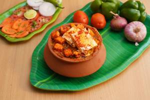Hriyali Pahadi Tikka (8 Pcs)